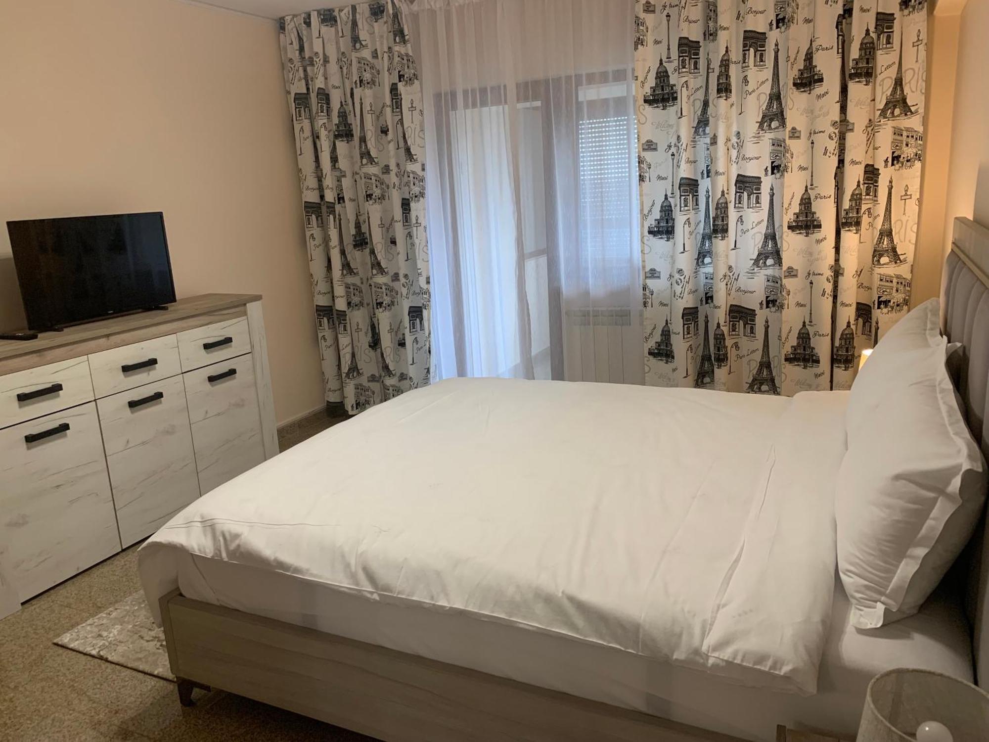 Minerva Ultracentral Appartement Craiova Buitenkant foto
