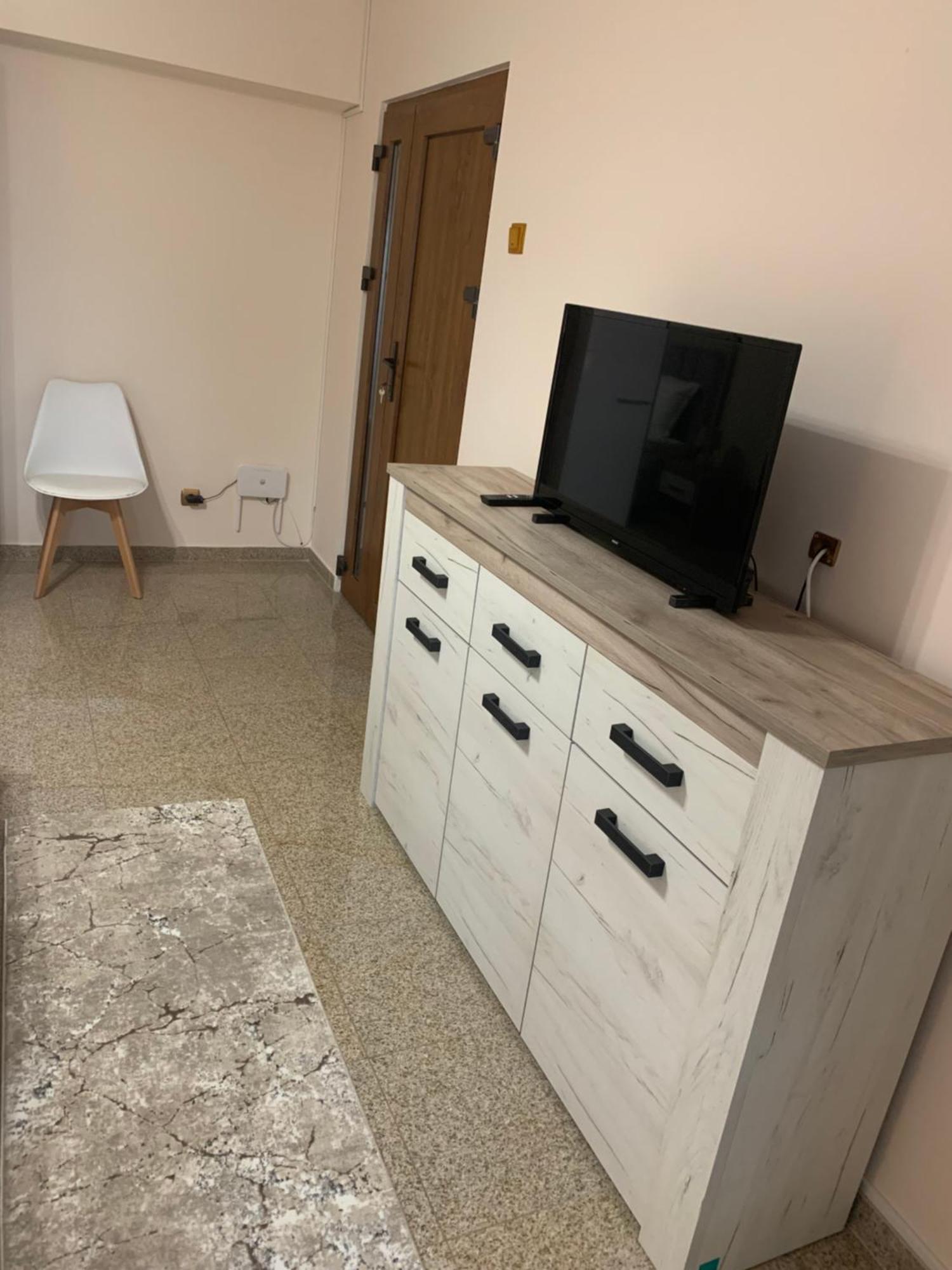 Minerva Ultracentral Appartement Craiova Buitenkant foto